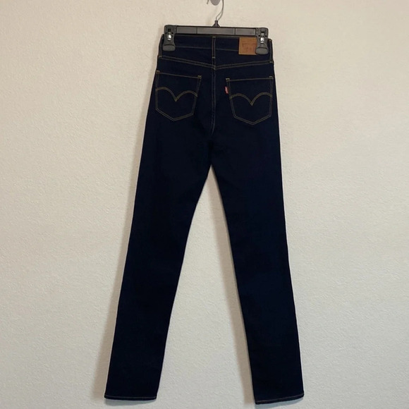 Levi's NWOT 724 High Rise Straight Leg Jeans Size 25 - Picture 12 of 15